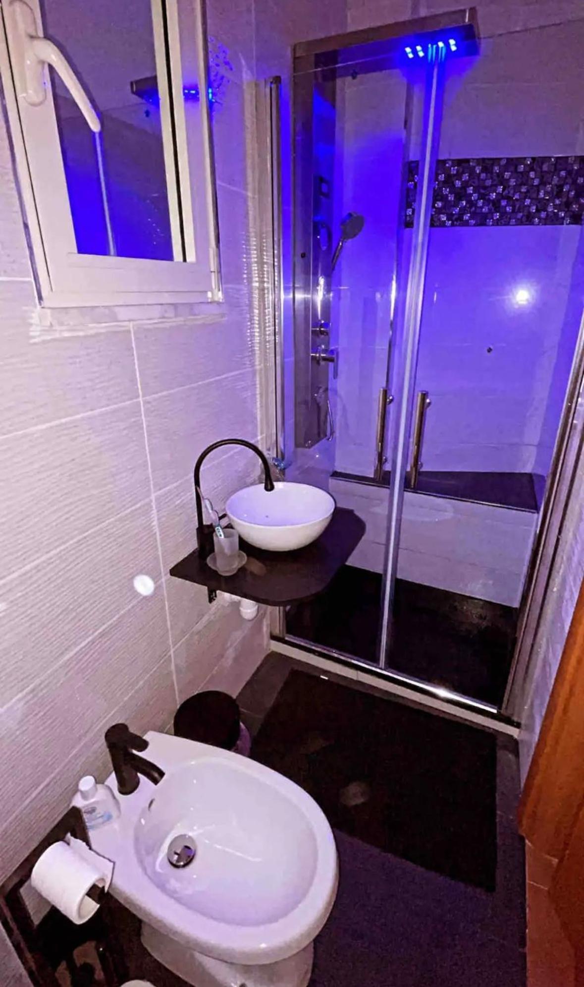 Lisaapartmenthouseサレルノ エクステリア 写真