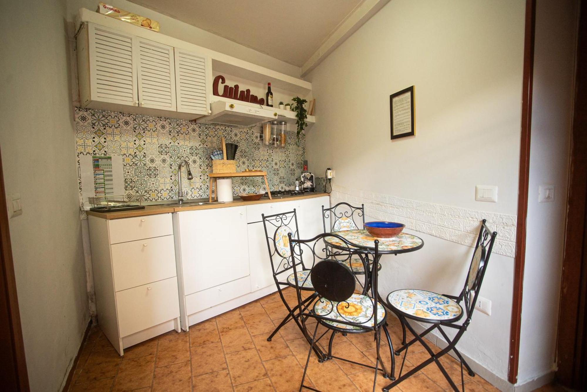 Lisaapartmenthouseサレルノ エクステリア 写真